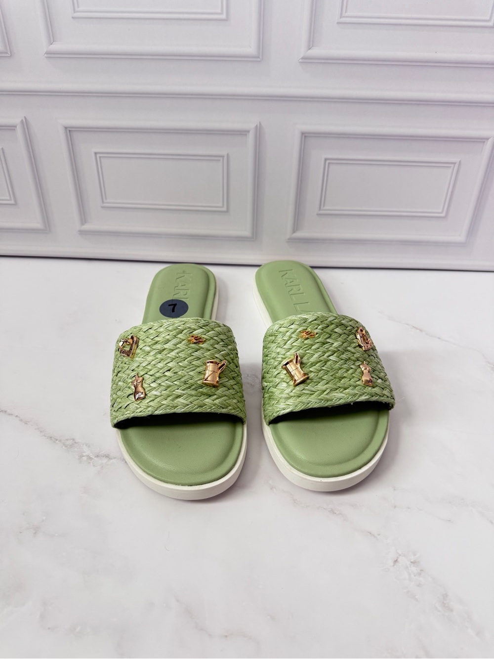 Karl Lagerfeld Paris Carenza Atelier Green Woven Slide Sandals Women’s 7M
